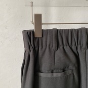 【受注予約：11月上旬入荷予定】アーバンツイルハイウエストタックPT/グレー