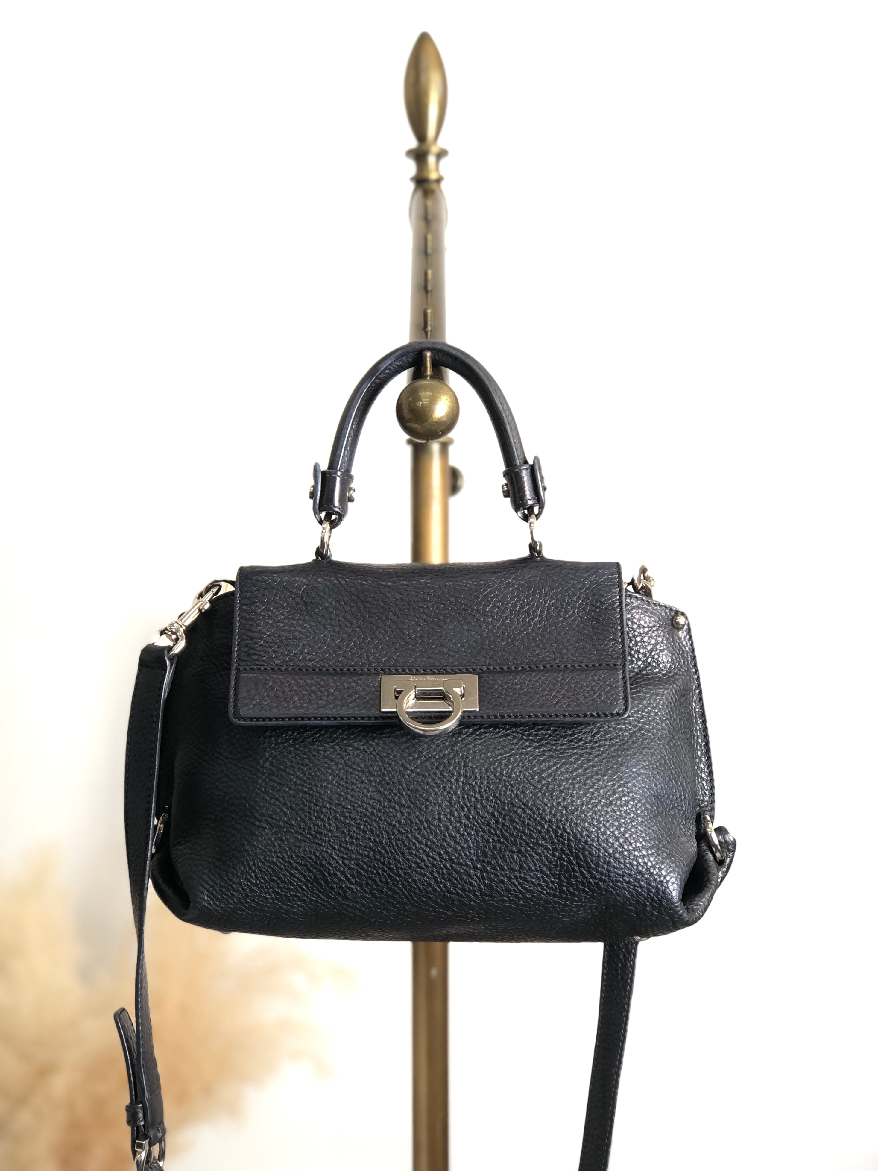 Salvatore Ferragamo サルヴァトーレ フェラガモ ショルダーバッグ ブラック ガンチーニ レザー 2way ソフィア vintage ヴィンテージ オールド 82dd4b