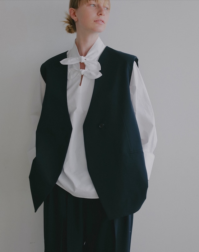 MANOF COLLARLESS GIRET NAVY