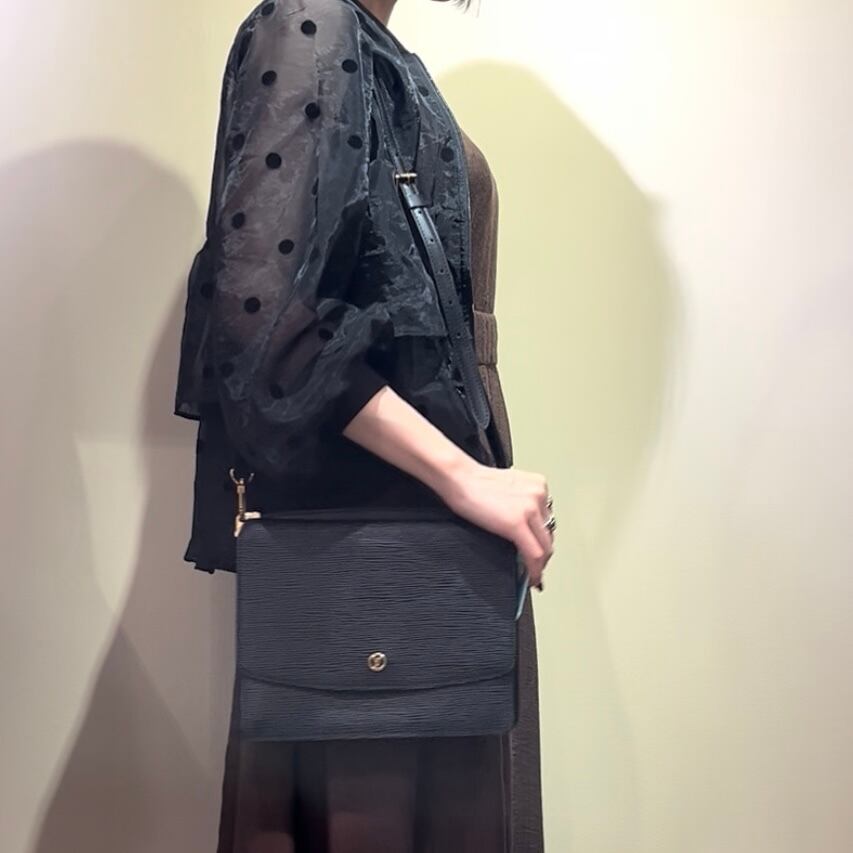 1629【Louis Vuitton 】LOUIS VUITTON エピ 斜めがけショルダーバッグ