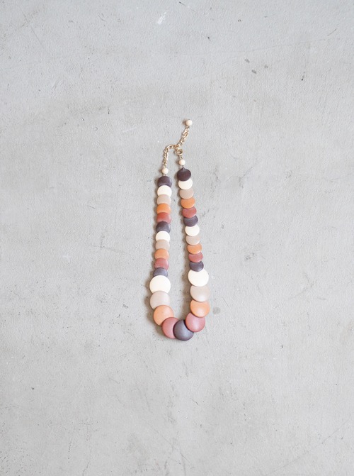 unknown used Disc beads necklace