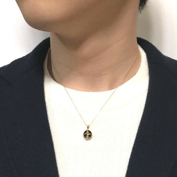 18金】メンズペンダント オニキス×ユリモチーフ K18 ゴールド