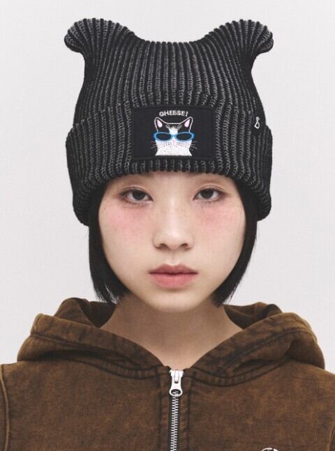 aespa ペンライト　パーカー　ビーニー aespa ニンニンが着用したビーニーをご紹介!!｜VARZARのパーソナル