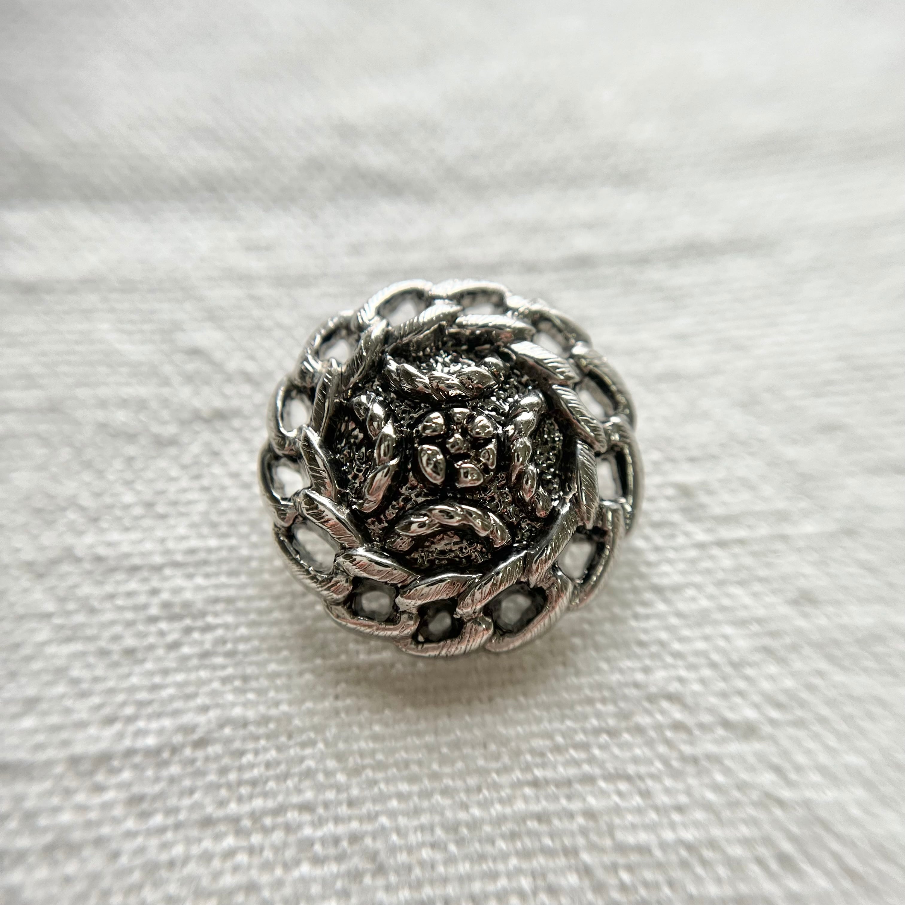 アンティーク調シルバーフラワー 20㎜