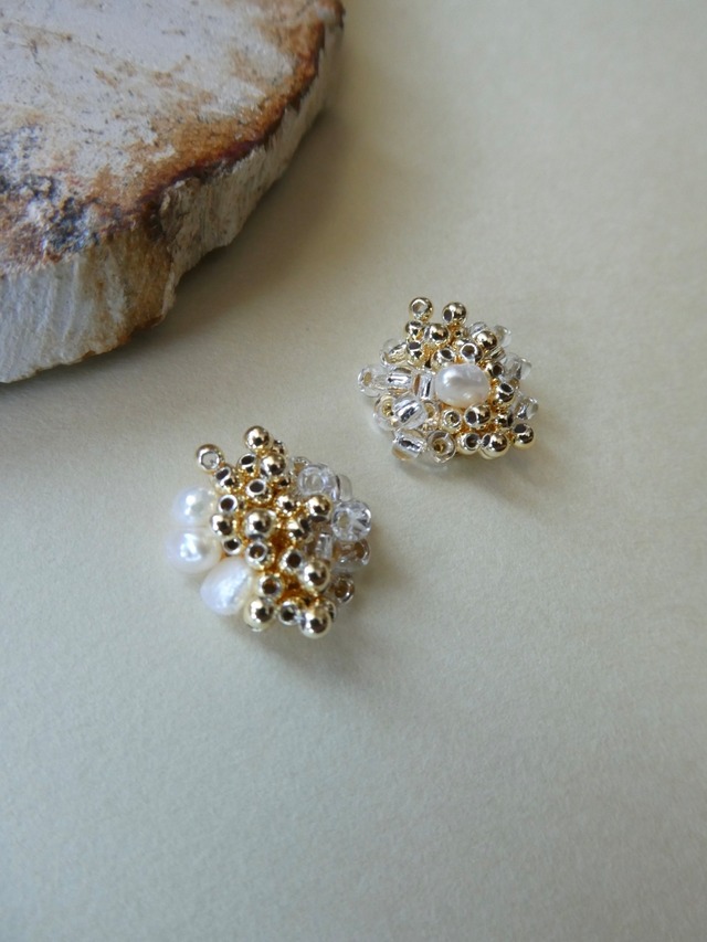asymmetry clear & pearl pierce/earrings gold