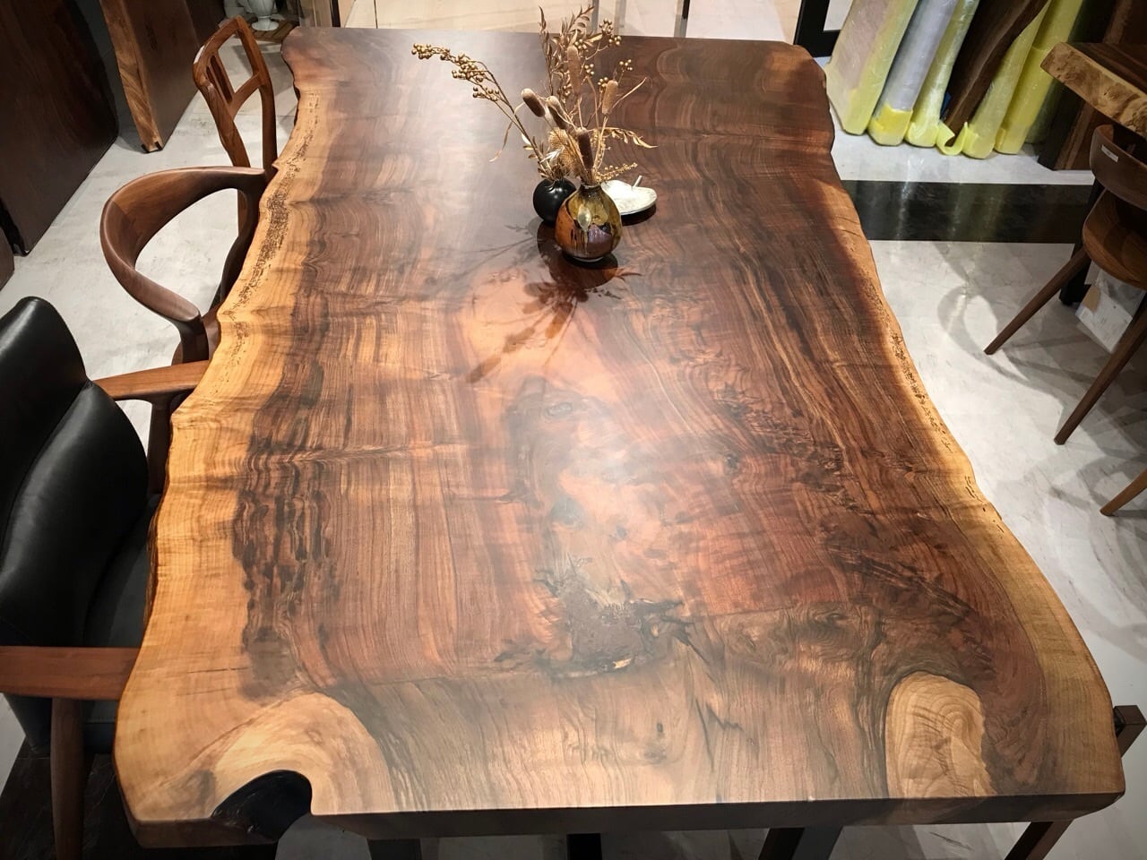 クラロウォールナット_2100×1300-1040-970×50_横浜元町店_テーブル天板