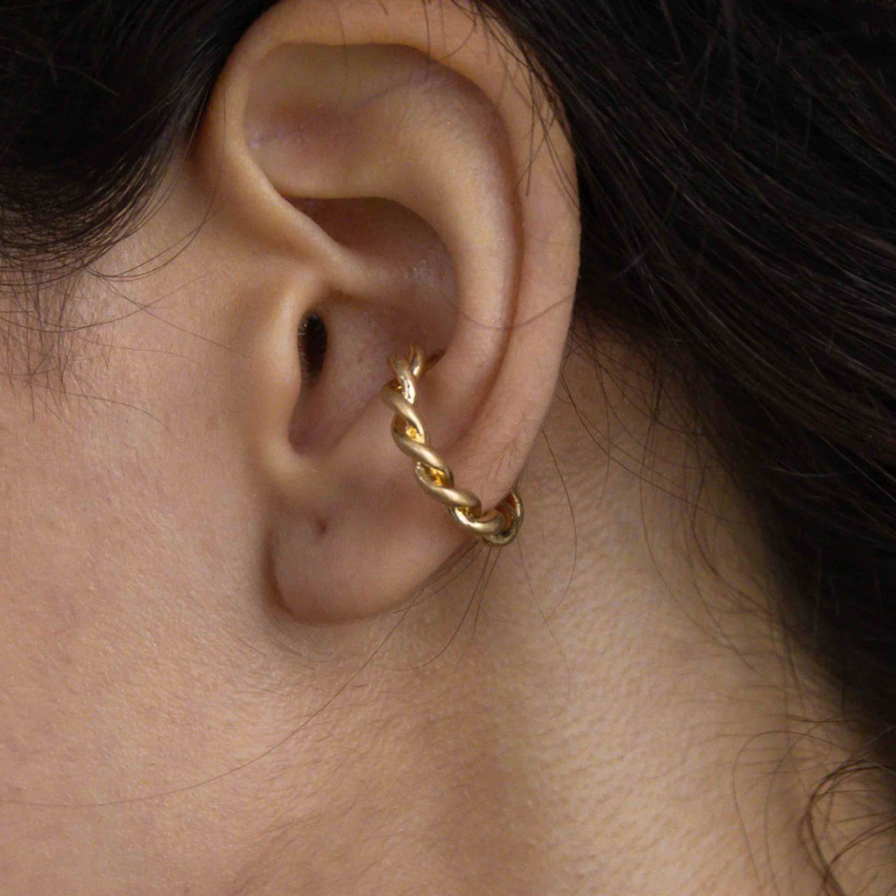 【ネコポス便】ヴィンテージねじれロープ風イヤーカフ（0238）