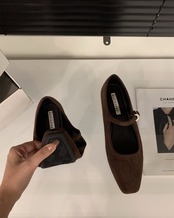 Strap Square Toe Flat Pumps L0105