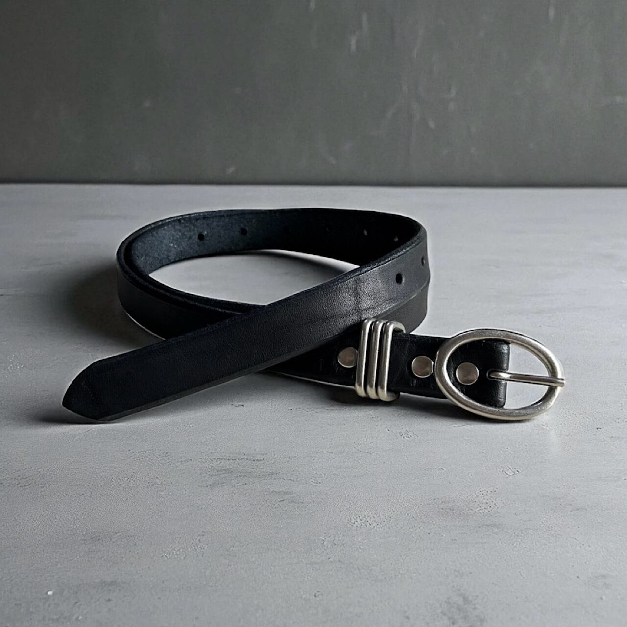 レザーベルト ナローベルト オーバルバックルベルト 【Nje-bt23