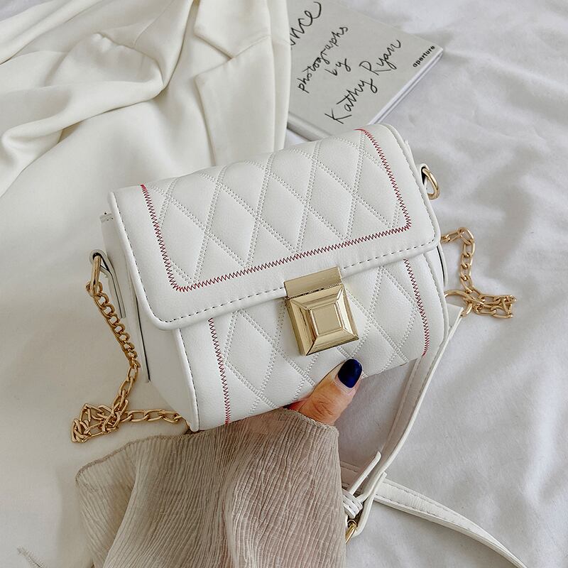 Shangxinスモールバッグレディースバッグ2020新しいトレンディなファッションオールマッチショルダーメッセンジャーバッグバージョンのダイヤモンドチェーンスモールスクエアバッグ Tiancai_Wing_Bag3673104