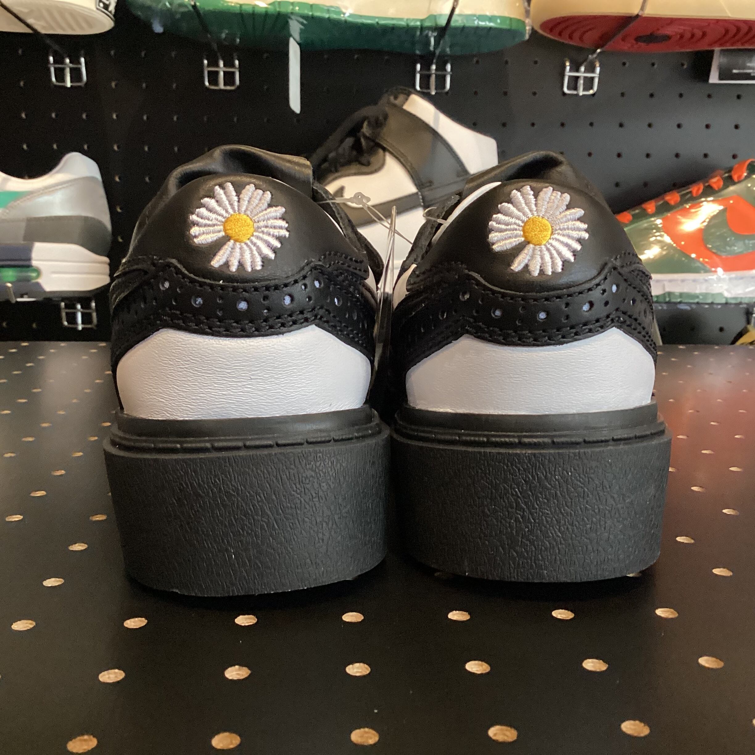 PEACEMINUSONE × Nike Kwondo 1 