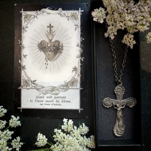 聖心のデスカードと十字架