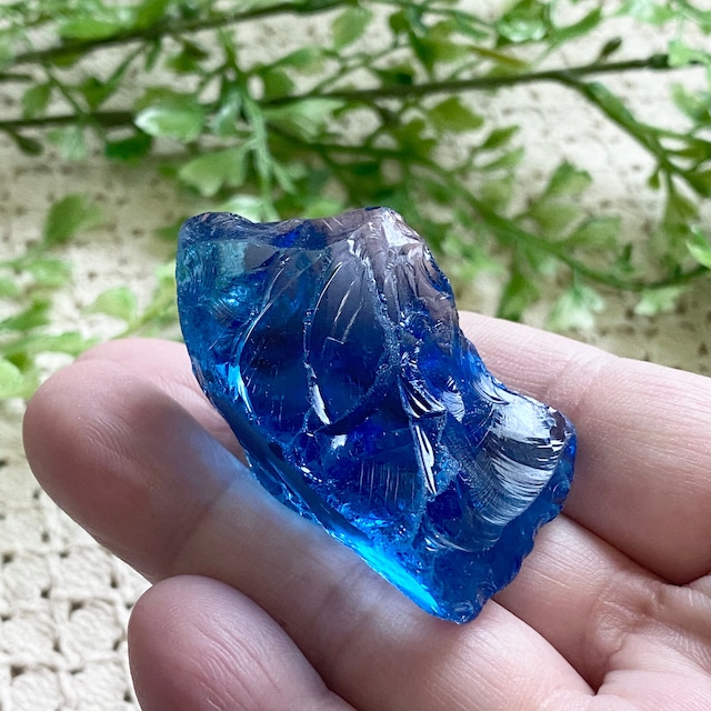 インドネシア産アンダラクリスタル原石 オーシャンブルーA