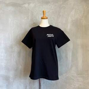 MAISON KITSUNE/ミニハンドライティングクラシックTシャツ