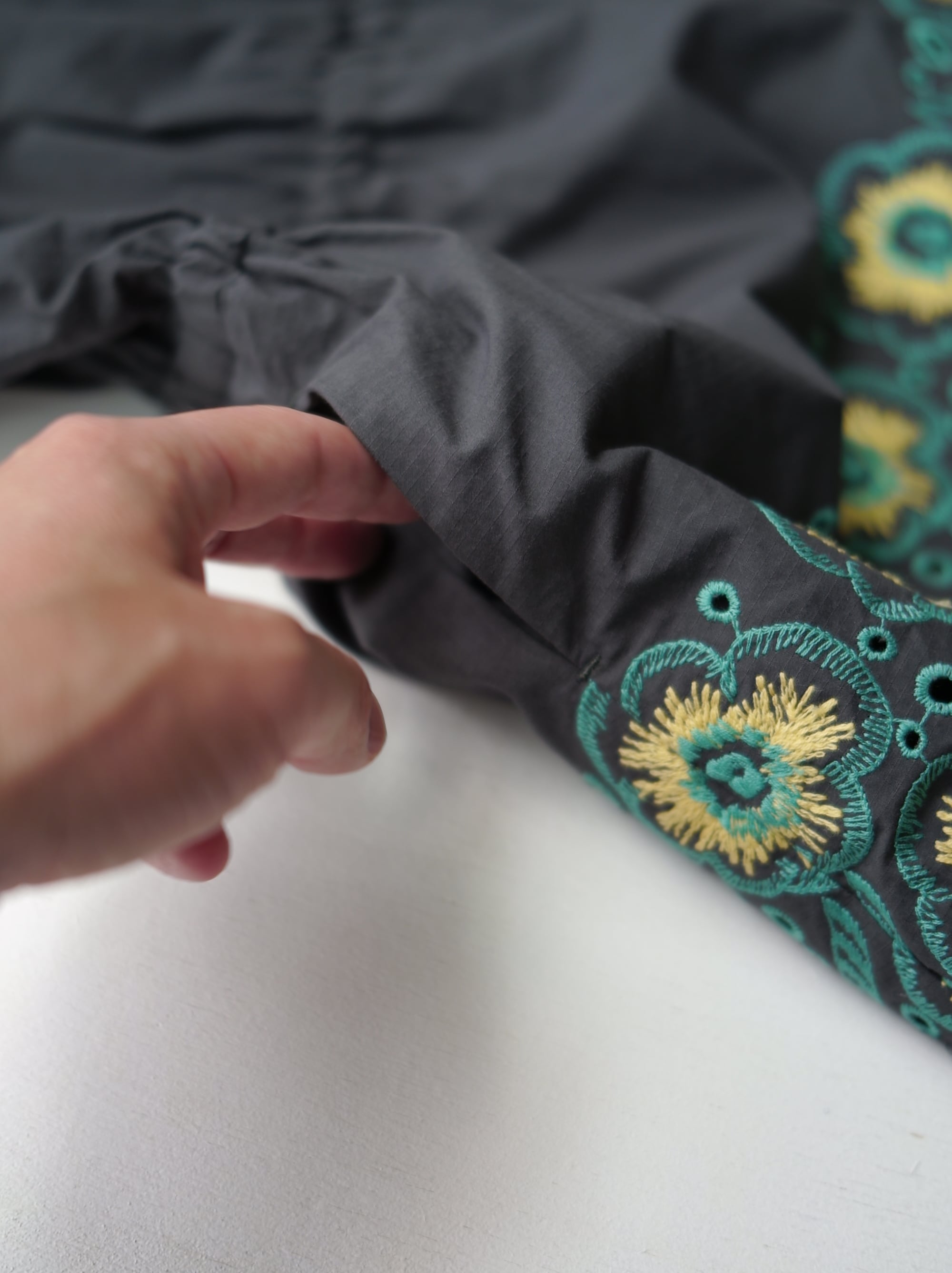 mina perhonen 26SS 】 candy flower “ワンピース” / charcoal / 140