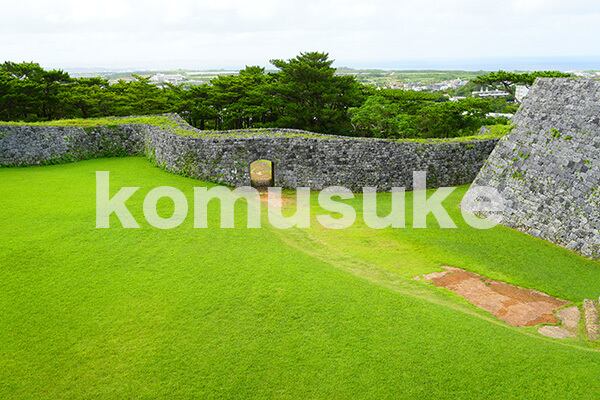komusuke-select-20_城_座喜味城