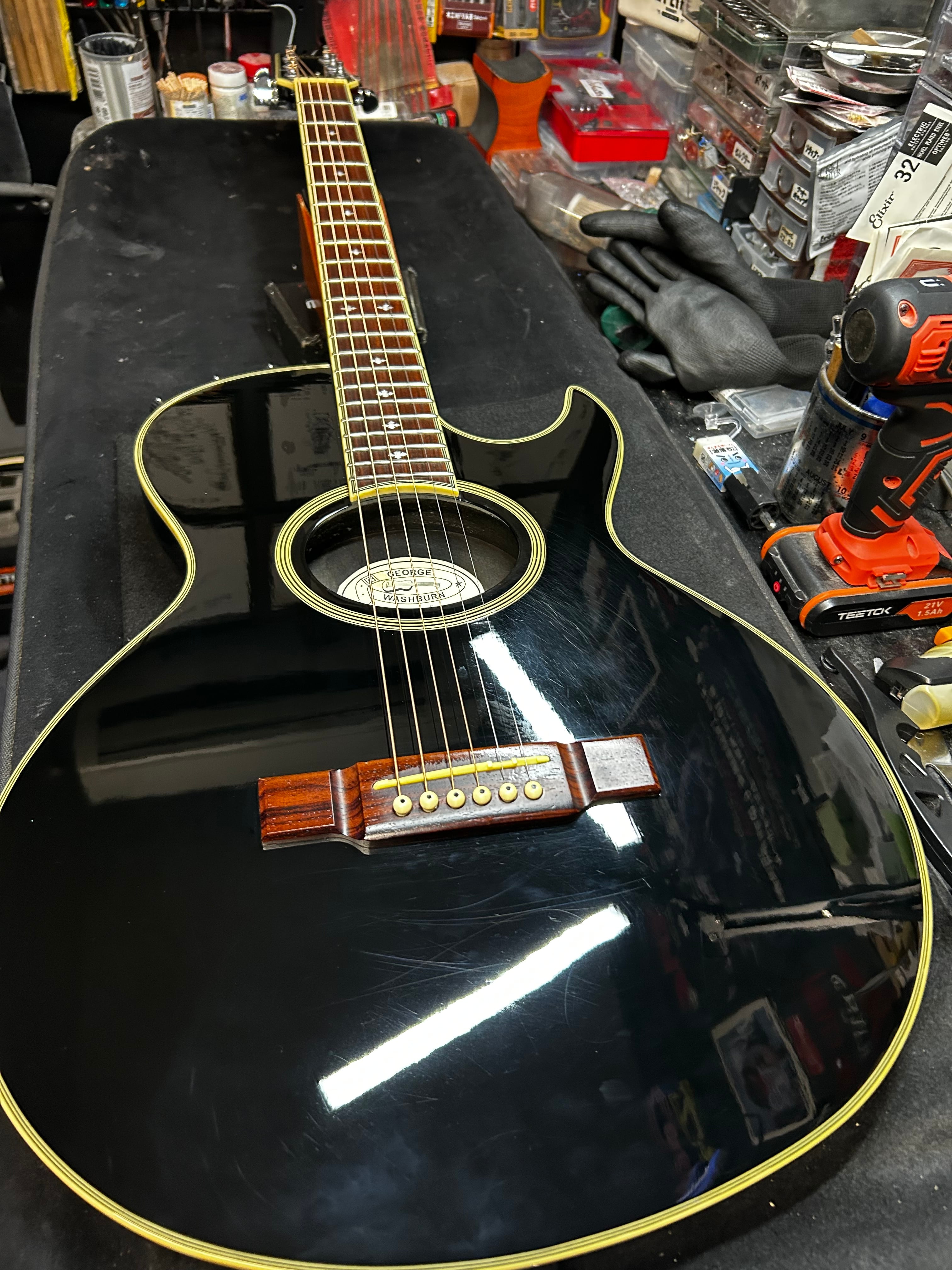 LEG MUSIC PRO.コレクション放出！程度極上！ Washburn SBF-80
