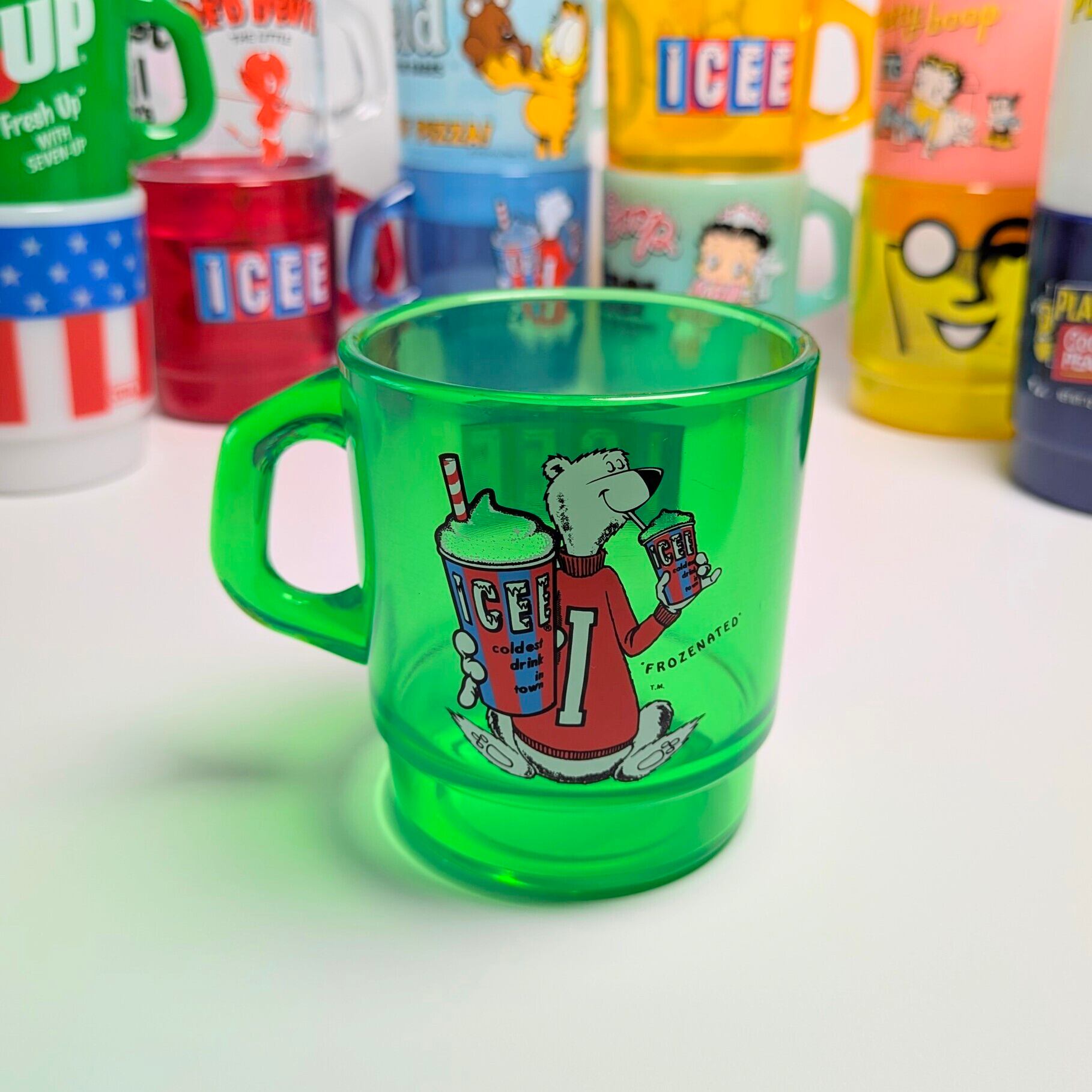【 STACKING MUG / スタッキングマグ   積み重ねられるマグ  】 ICEE(アイシー) / プラスティックマグ 〚アメリカン雑貨 アメトイ〛