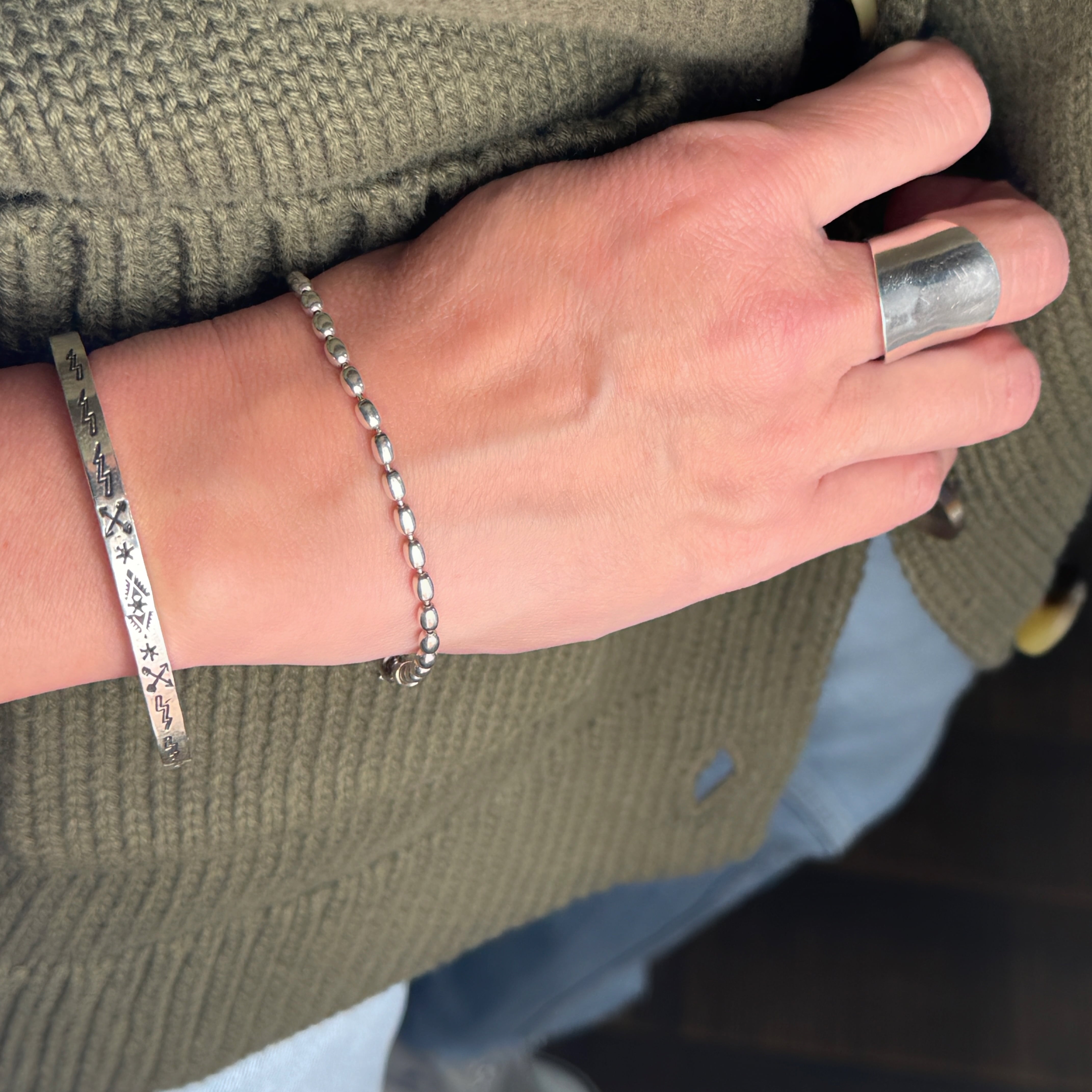 Indian Jewelry 》一点物 サンダー アロー スタンプワーク バングル