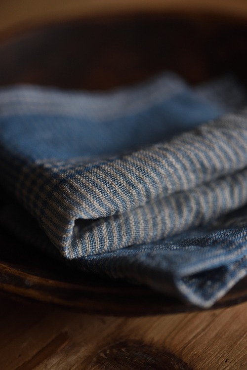 KoriolisTextiles　インドアイのハンカチ
