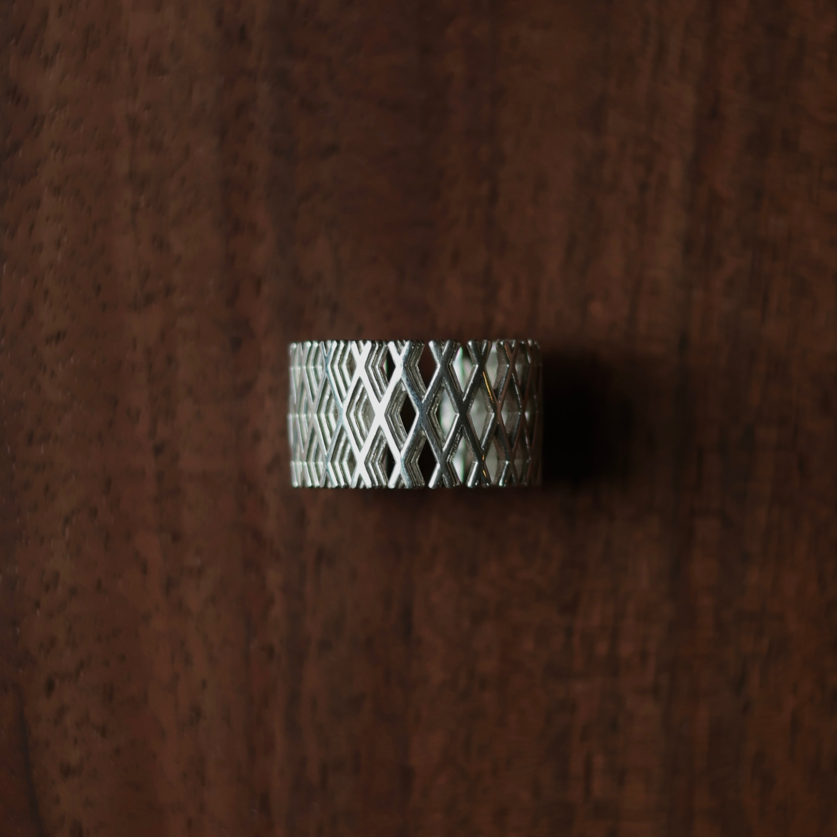 Ring | unsung