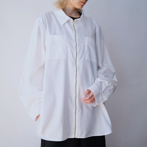 " Calvin Klein " over silhouette white color zip-up shirt jacket