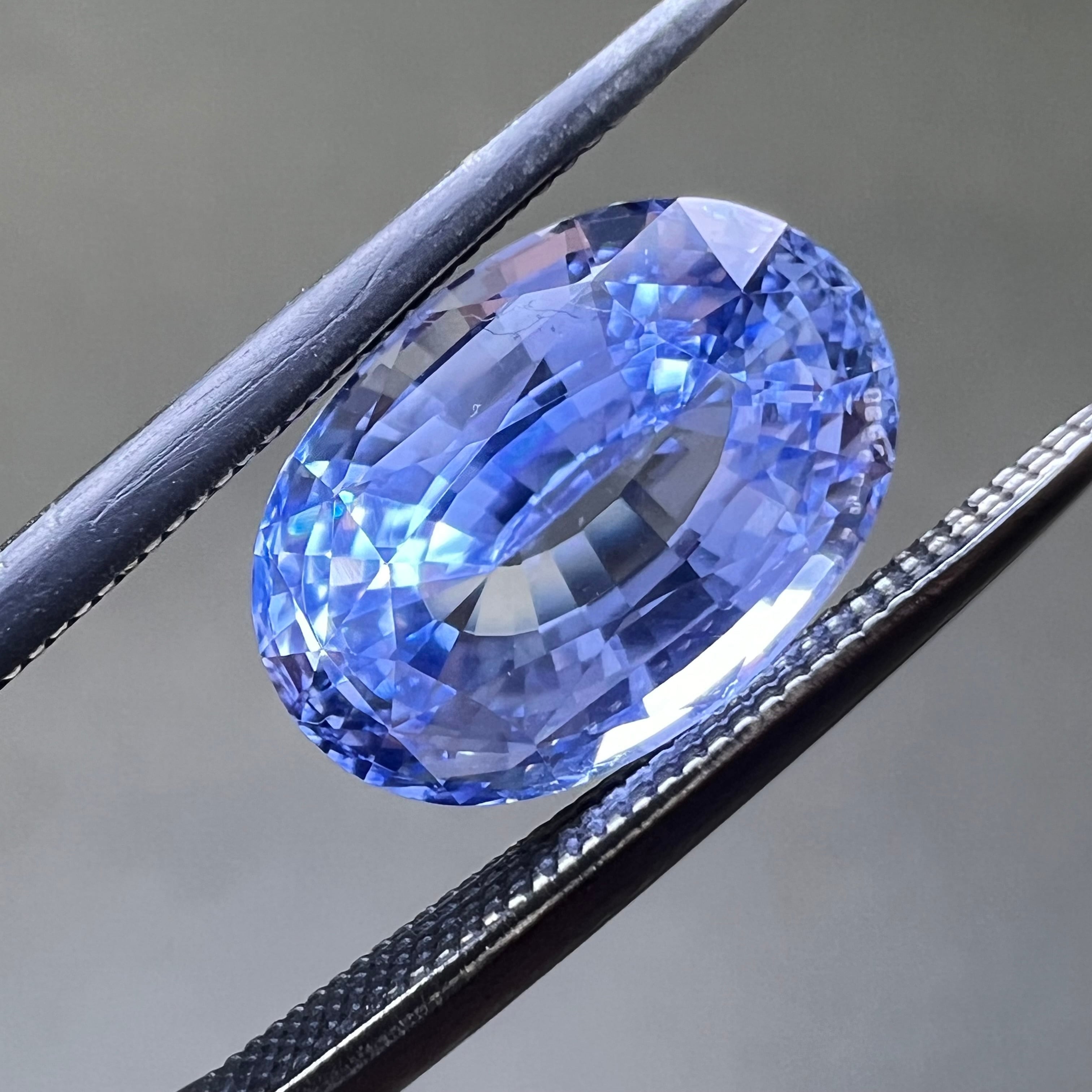 日独鑑別】非加熱サファイア 4.712ct 11.34mm×8.05mm オーバルカット 