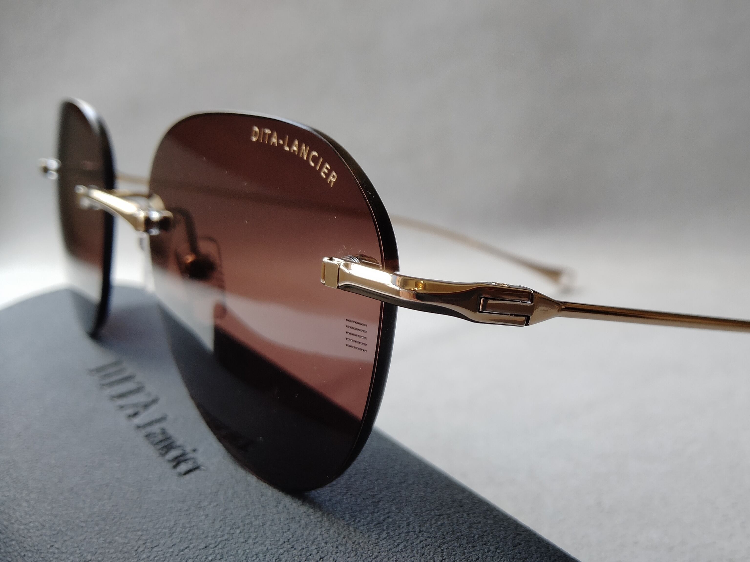DITA Lancier（ディータ ランシアー）LSA-121‐01 Gold Sand // Land