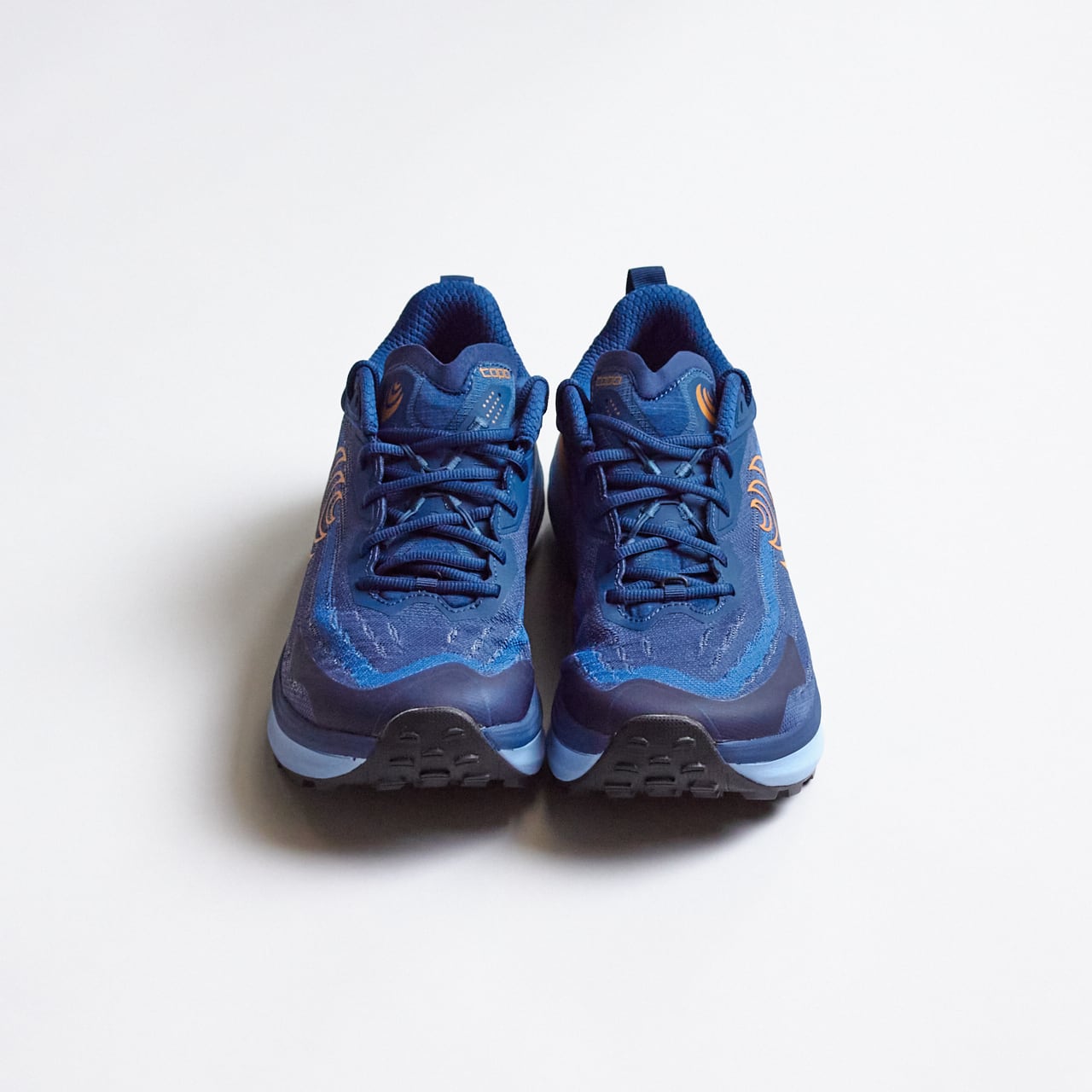 (取寄) トポ アスレチック メンズ ビスタ Topo Athletic men Vista Navy/Orange Topo Athletic（トポ アスレチック）VISTA （ビスタ） Navy/Orange