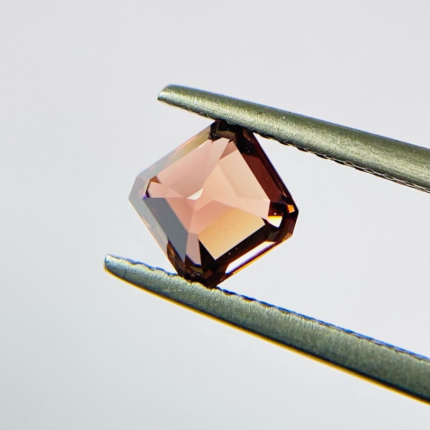 大人ロゼカラー ピンクジルコン2