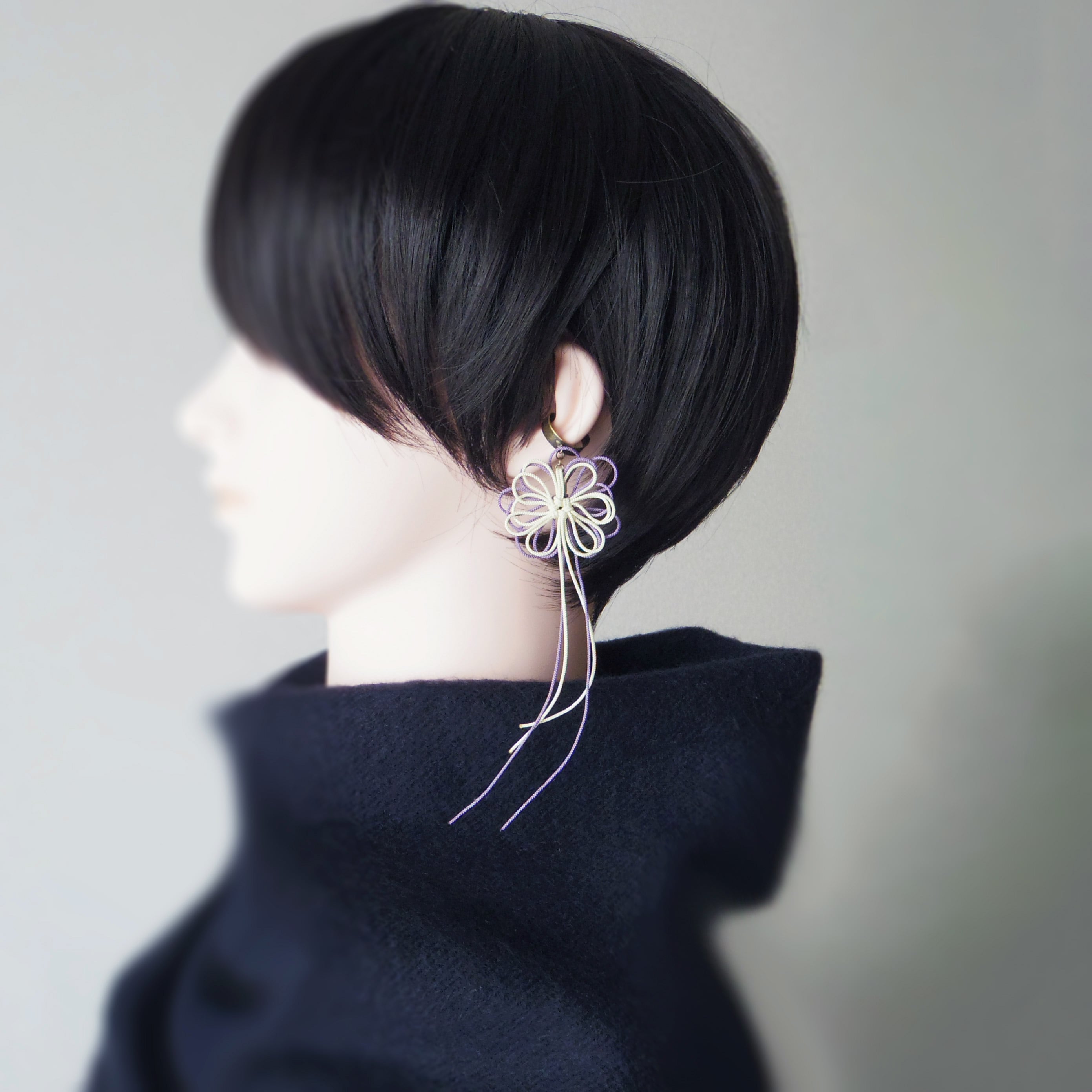 かたっぽイヤーカフ「あやふれて」(アイボリー×淡紫)