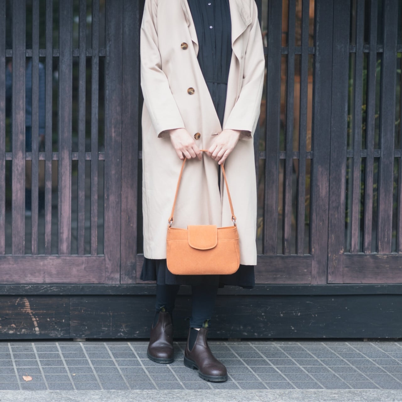 Une femme キャニオンブラウン