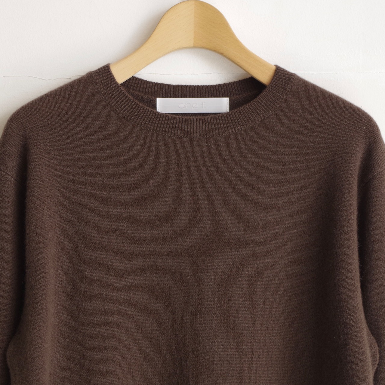 one f.  Cashmere Crew Neck Knit