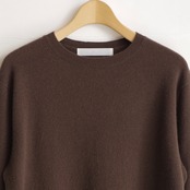 one f.  Cashmere Crew Neck Knit