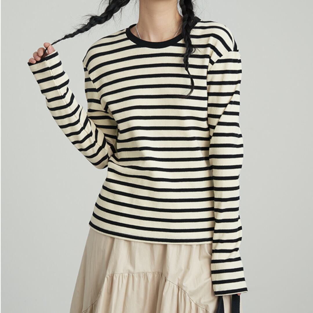 single stripe round neck long sleeve t shirt