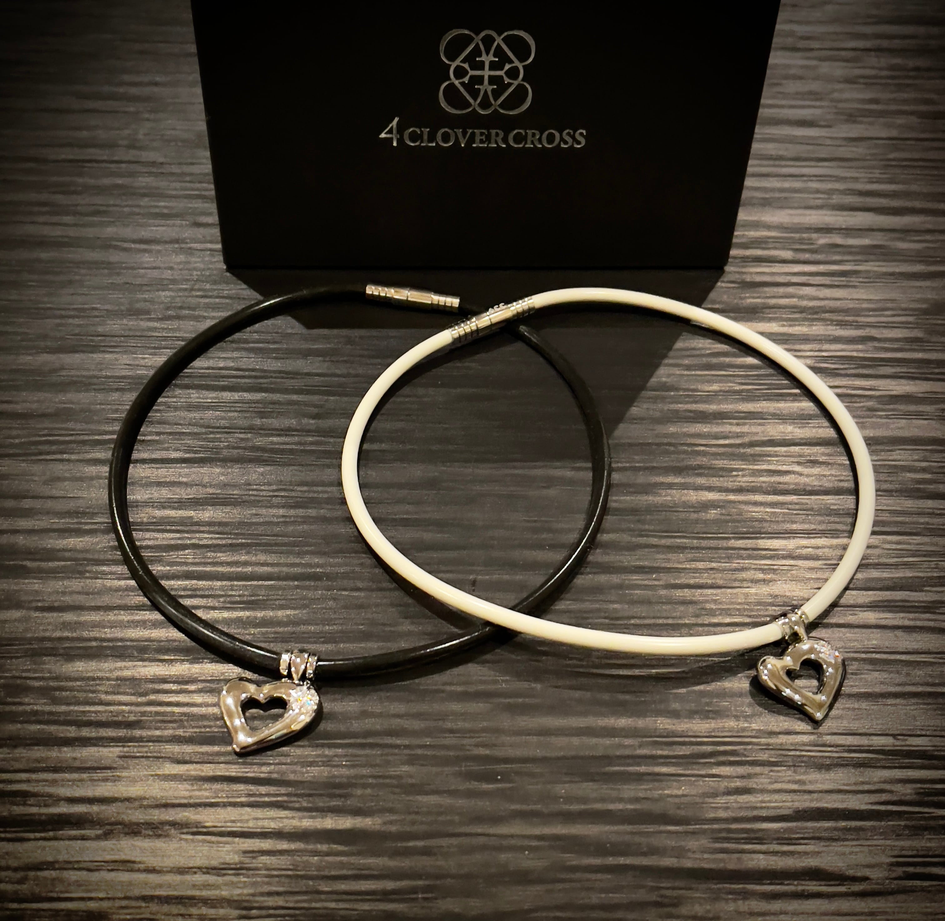 4 CLOVER CROSS ネックレス 白　51cm 楽天市場】4クローバークロス スポーツネックレス オーロラCROSS