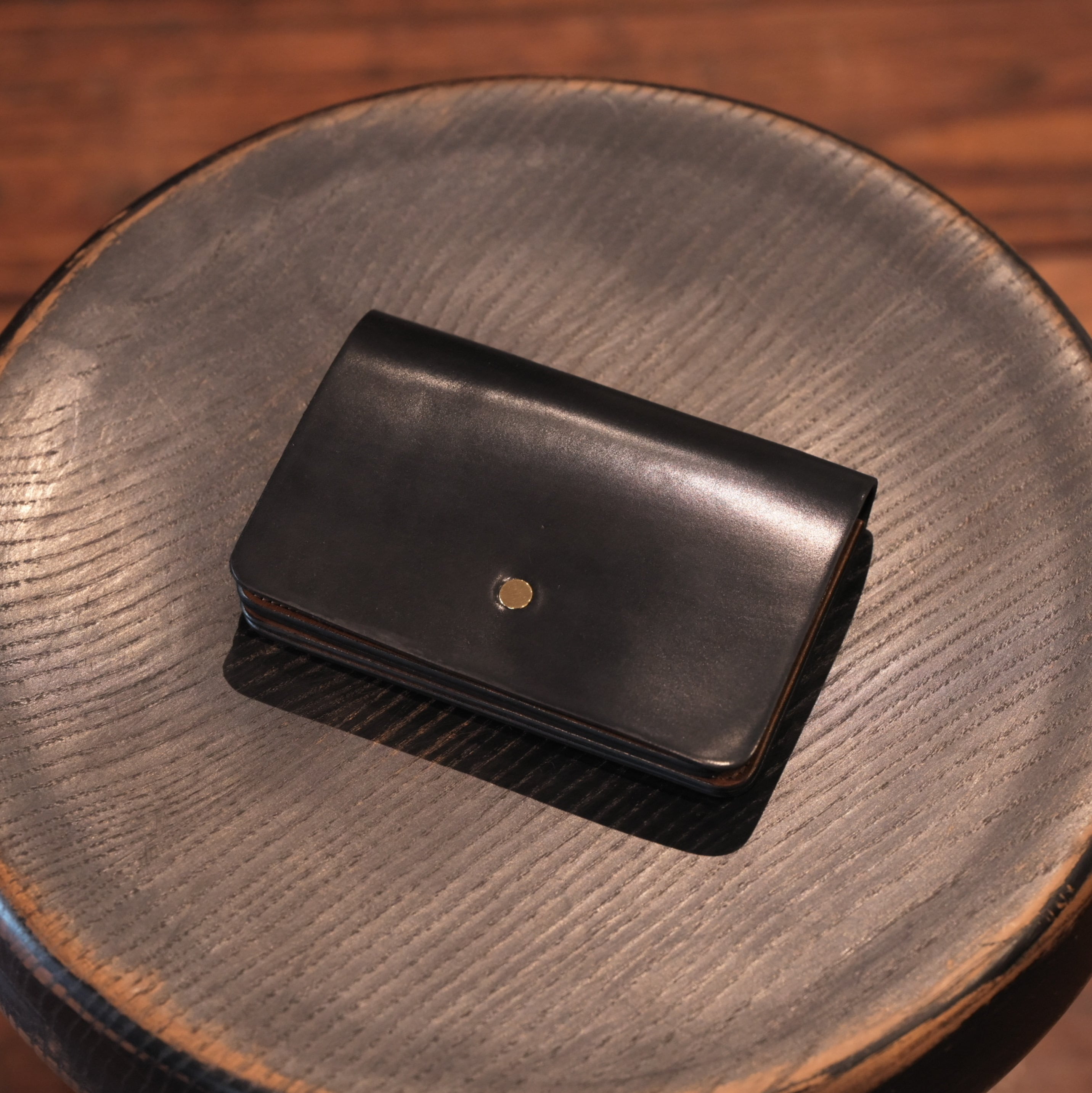 forme(フォルメ) "Hand wallet" Cordovan×DOUBLE -Black×Brown-