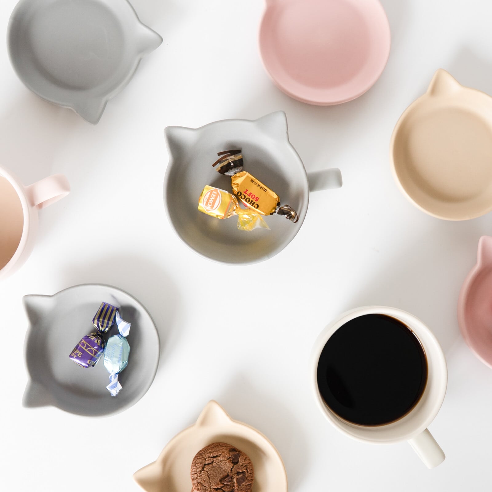マグカップ｜蓋にも小皿にもなる猫皿付き 猫 ねこ ネコ 猫雑貨 猫グッズ かわいい プレゼント 贈り物 おうち時間 おうちカフェ 猫好きさんへプレゼント
