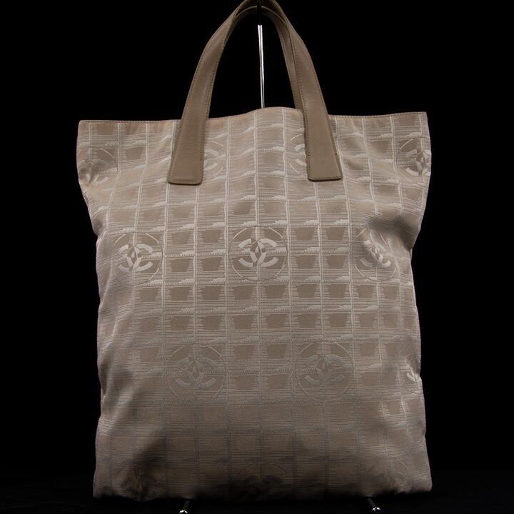 本物・送料無料・美品】CHANEL・シャネル・トートバッグ(ニュー