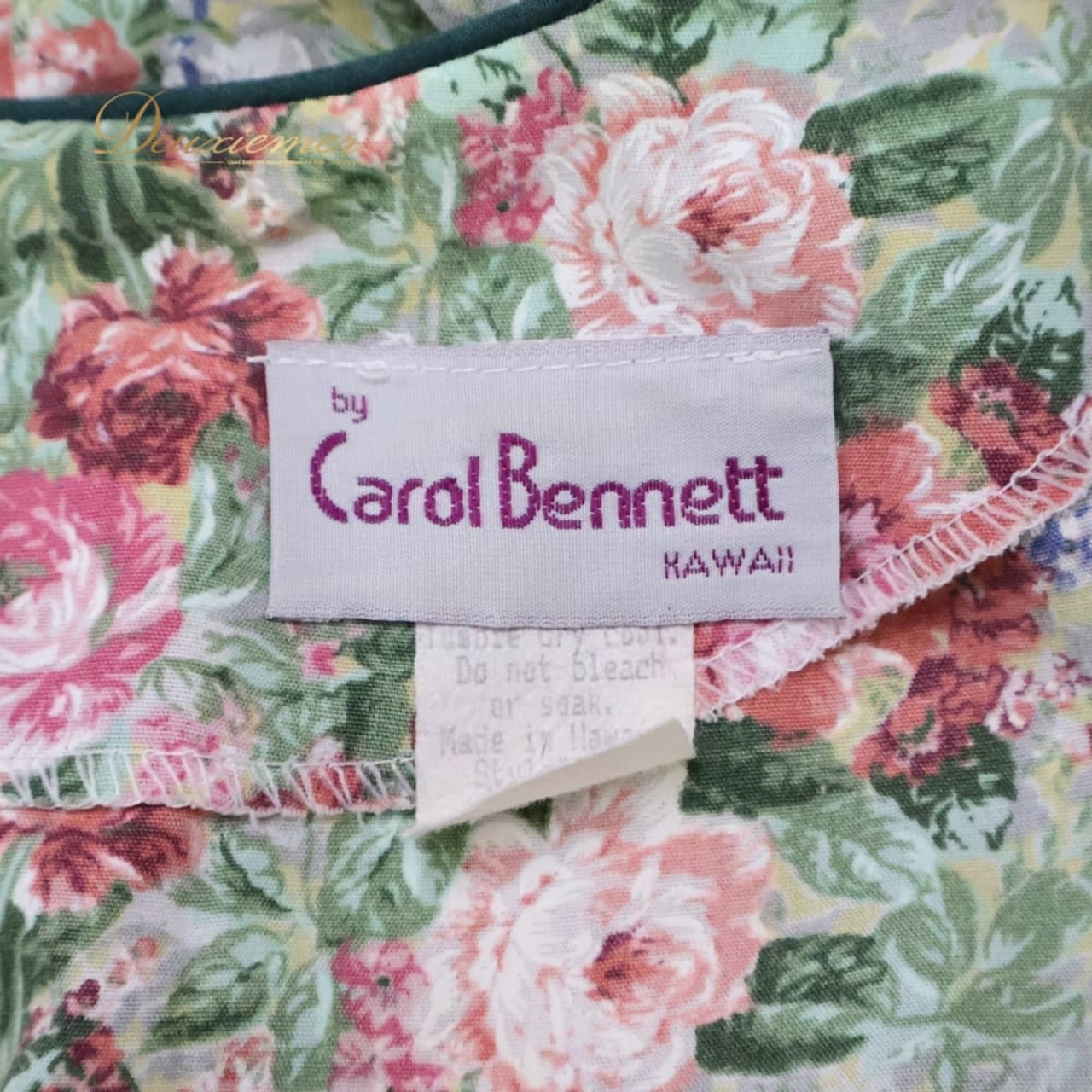 フラダンス 衣装 Carol Bennett キャロルベネット ワンピース ドレス グリーン系 ハワイ製 花柄 ポケット付き かわいい 華やか 鮮やか 明るい 緑 青 ハワイアン アロハ ハワイアンプリント フラ ダンス レッスン 練習 ピンク系 ブルー系