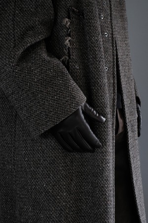 OMAR AFRIDI / CURVED GLOVES -DARK BROWN-