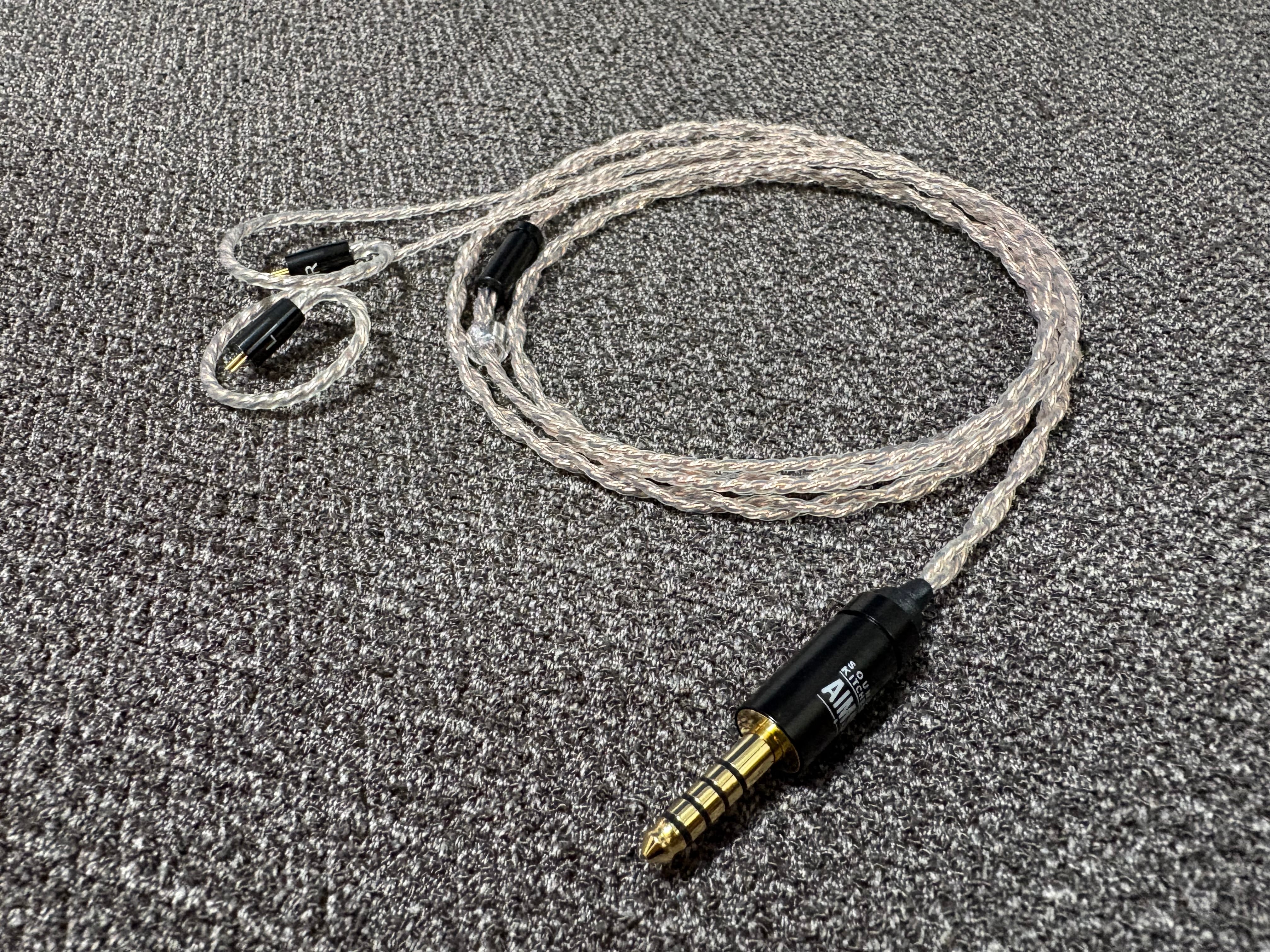AIMS × ESSENCE AUDIO コラボ OG-01 4.4 2pin ESSENCE AUDIOコラボ商品】OG series OG-01 IC | AIMS