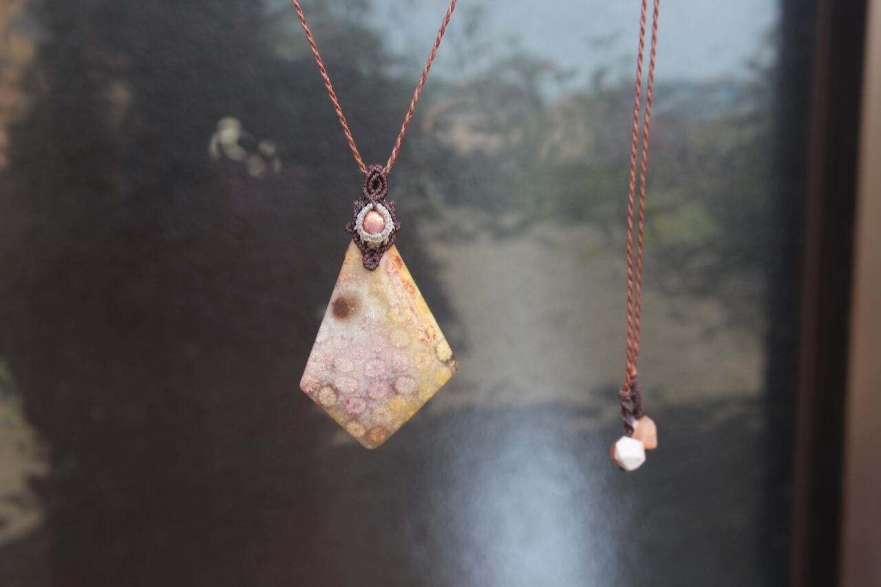 Fossil Coral & Sunstone micro macrame pendant