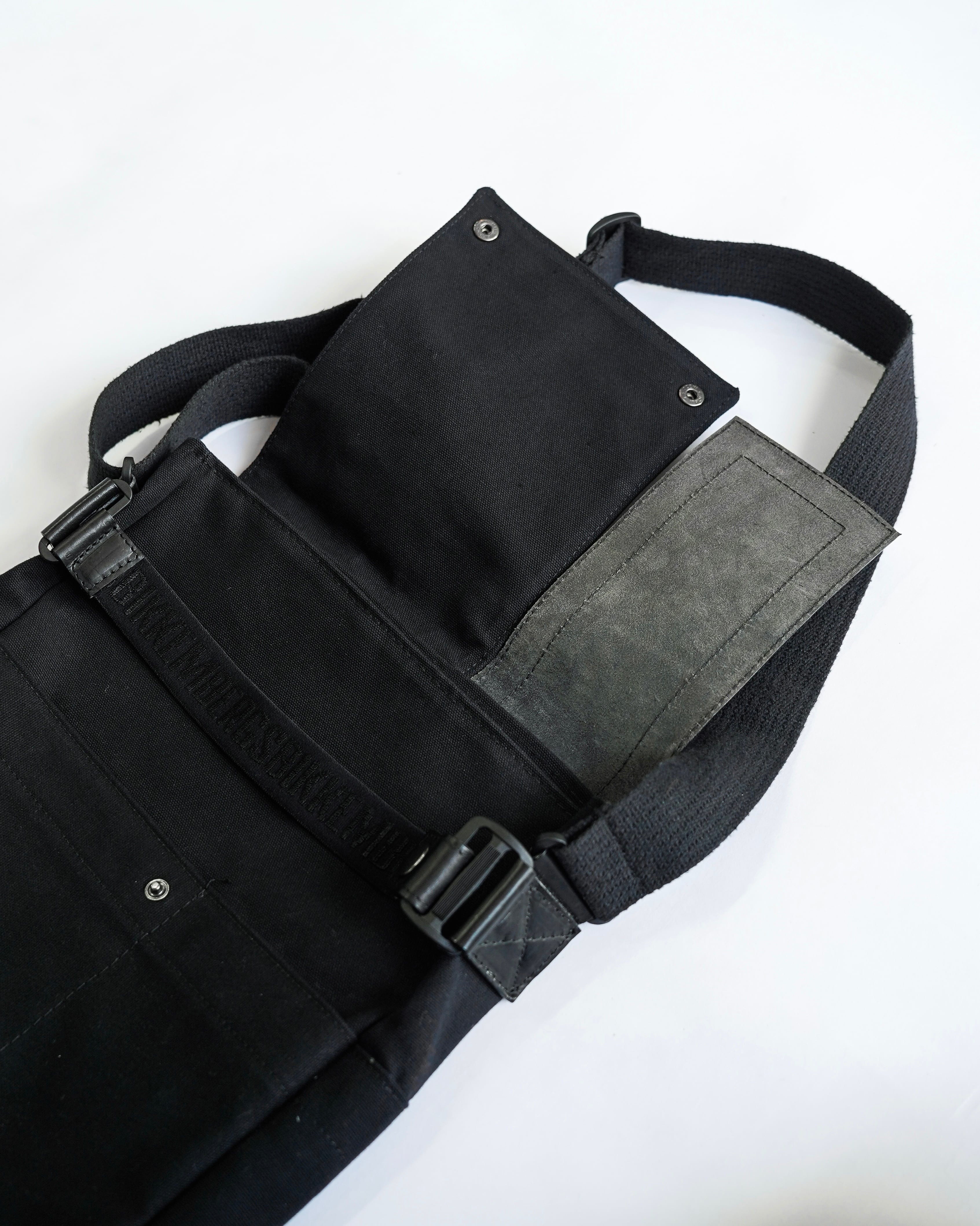 Dirk Bikkembergs】shoulder bag | hypeofficial