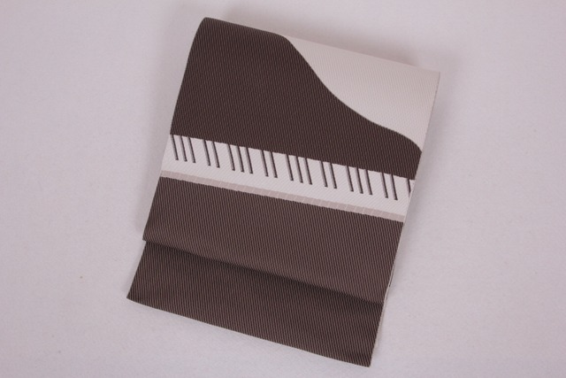博多織八寸名古屋帯　クラシックピアノ　西村織物