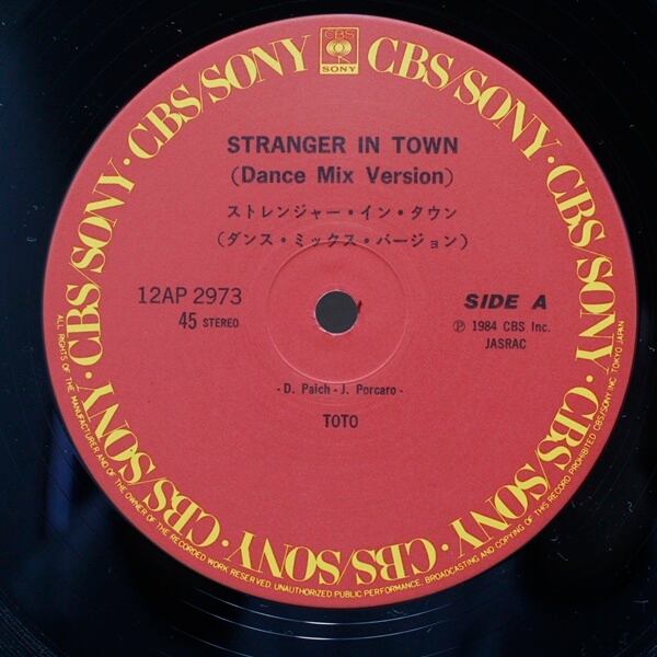 Toto / Stranger In Town (Dance Mix) [12AP 2973] - 画像3