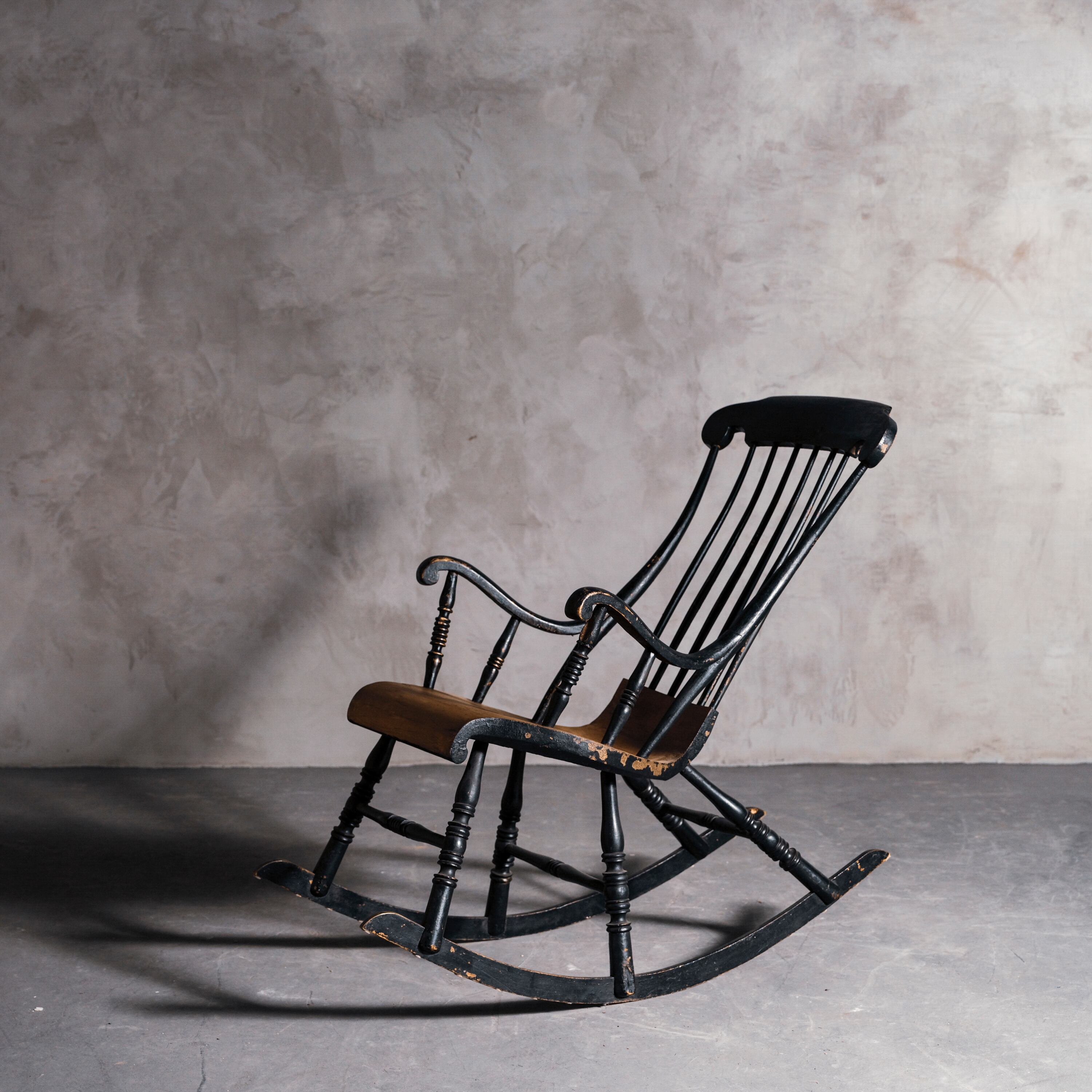 チェア/ロッキングチェア/スウィーディッシュ/チェア/インテリア/書斎/家具/アンティーク/店舗什器/撮影アイテム/スタジオ