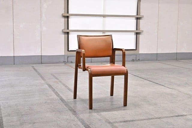 arflex「NU」11万 川上元美 オーク材 ダイニングチェア アームチェア 椅子 アルフレックス イタリア 本革 高級家具【中古家具/中古インテリア/USED家具ユーズド家具/リサイクル】