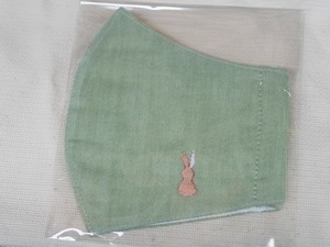 うさぎ刺繍マスク（グリーン４）