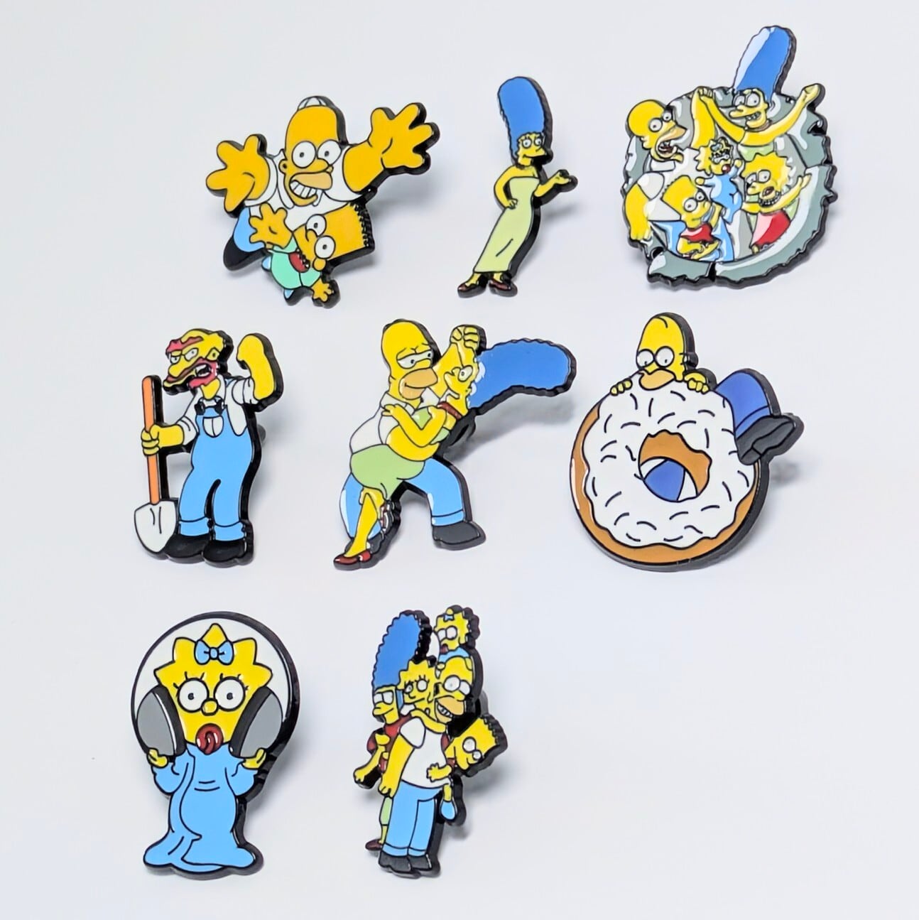 ♧送料無料！ ☆ピンズ PINS☆ピンバッジ 【 The Simpsons